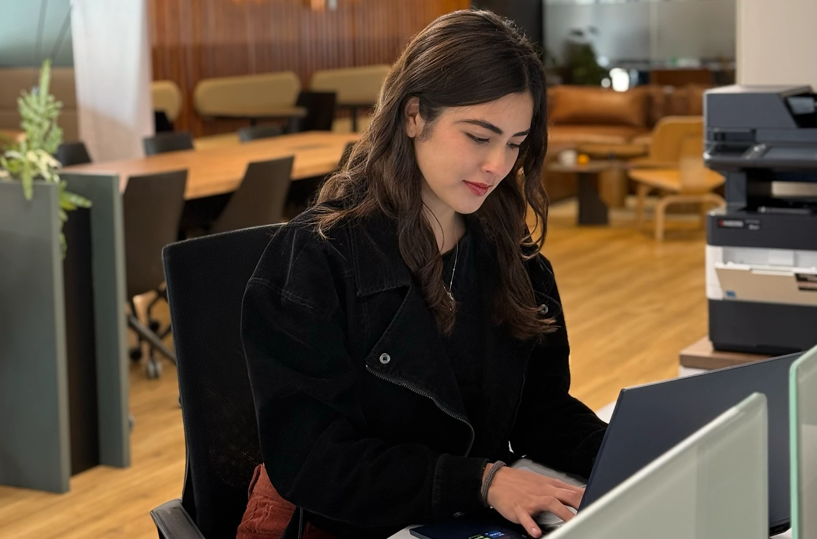 Tempo Coworking Pasto: espacios de trabajo, salas de reuniones y amenidades